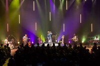 「八木海莉 One-Man Live『polydam』」初日公演の様子。（Photo by Loco Kinoshita）