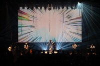 「八木海莉 One-Man Live『polydam』」初日公演の様子。（Photo by Loco Kinoshita）