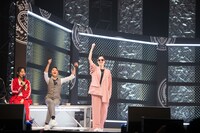 意気揚々とリングに上がるヤー仲村。