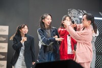 モメるゆな軍。