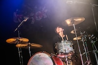 吉田雄介（Dr）（Photo by kaochi）