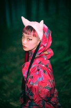 水曜日のカンパネラ「赤ずきん」ミュージックビデオのオフショット。