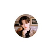 ポップアップストアで販売される缶バッジ。