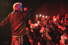 STARKIDSのライブの様子。（撮影：ハタサトシ）