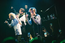 STARKIDSのライブの様子。（撮影：ハタサトシ）