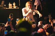 STARKIDSのライブの様子。（撮影：ハタサトシ）