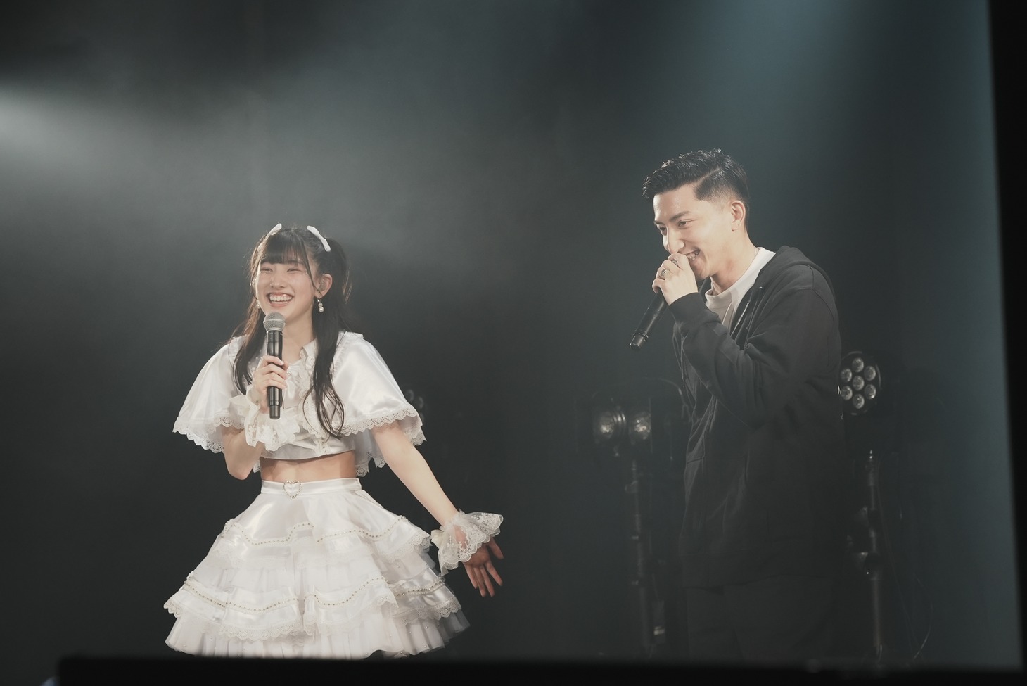 芹澤もあ（ukka）と後藤祐樹。（撮影：高田メタル）