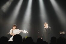 芹澤もあ（ukka）と後藤祐樹。（撮影：高田メタル）