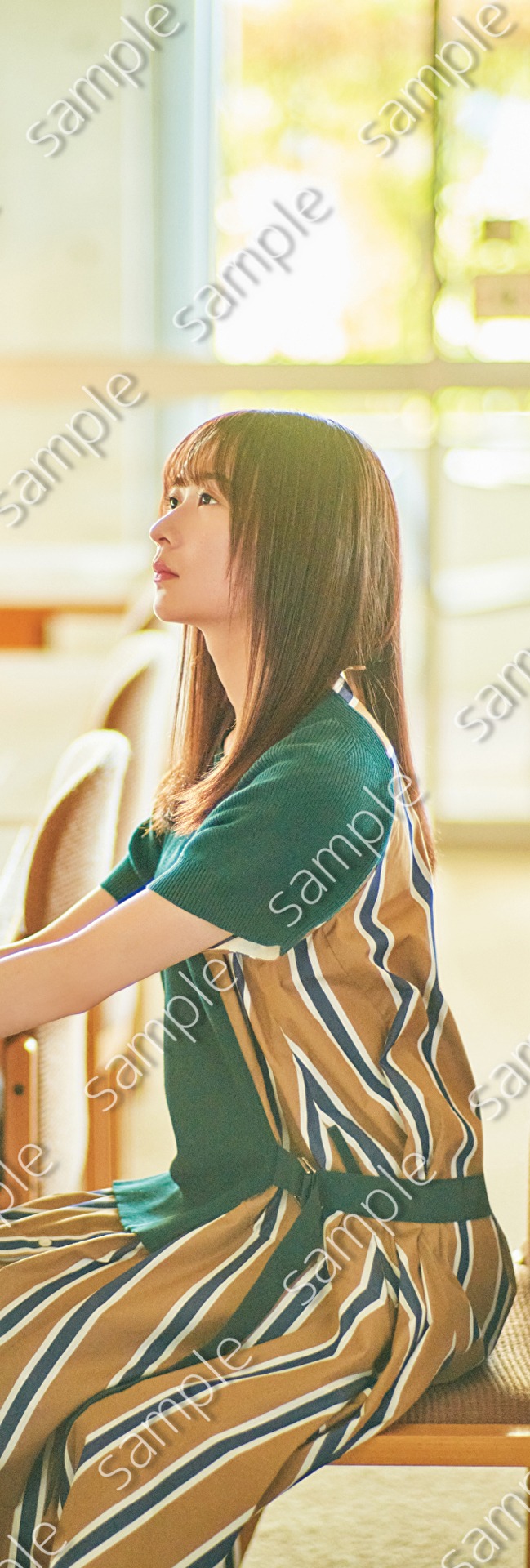 鈴木絢音（乃木坂46）「言葉の海をさまよう」封入特典サンプル（撮影：新津保建秀）