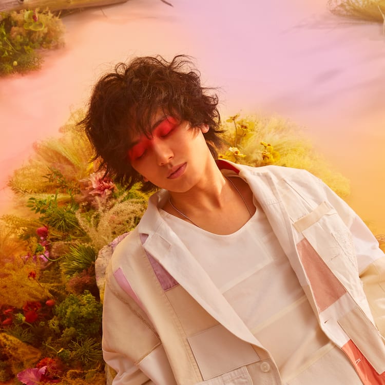 藤井風、特典だったピアノカバー集「LOVE ALL COVER ALL」紙ジャケで 