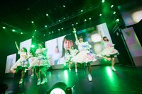 「iSPY 1st Anniversary Tour 2022-2023 あなたのハートはいただきます♡」ファイナル公演の様子。