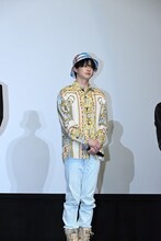 BUDDiiSの小川史記（FUMINORI）。