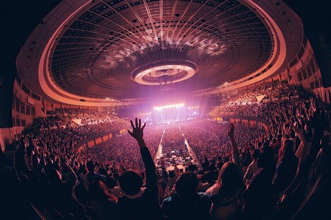 「sumika Live Tour 2022-2023『Ten to Ten』」愛知・日本ガイシホール公演の様子。（撮影：後藤壮太郎）