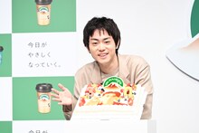 菅田将暉と誕生日ケーキ。