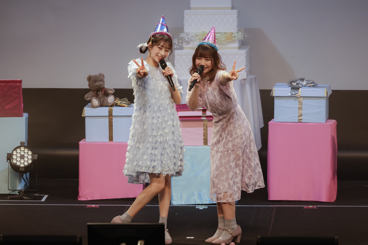 左から高井千帆、市川優月。