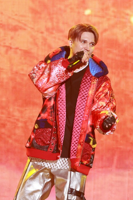 狗丸トウマ役の木村昴。