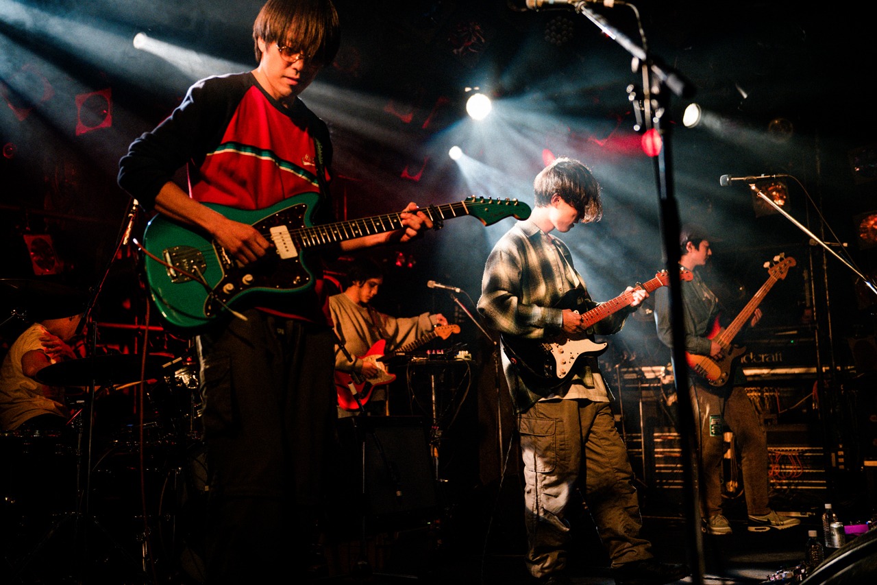 DYGL（Photo by Yukitaka Amemiya）