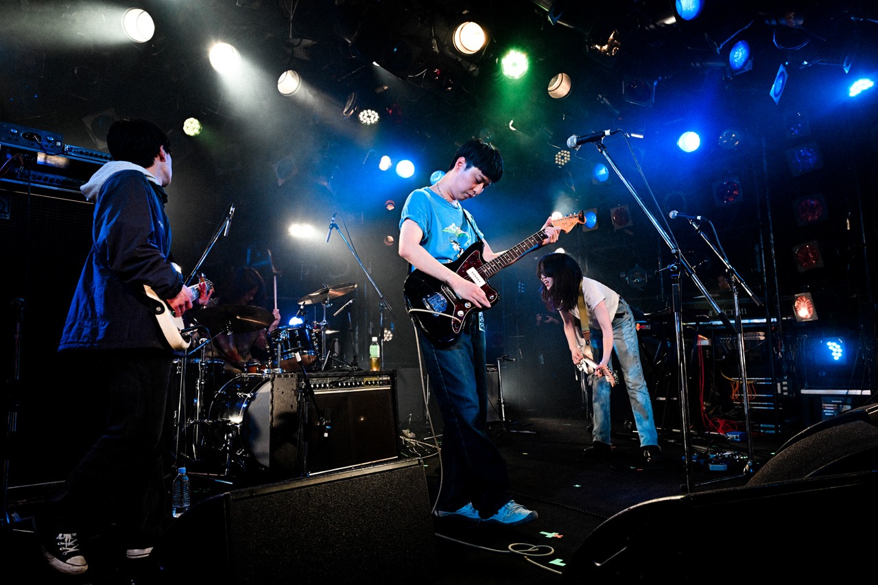 Strip Joint（Photo by Yukitaka Amemiya）