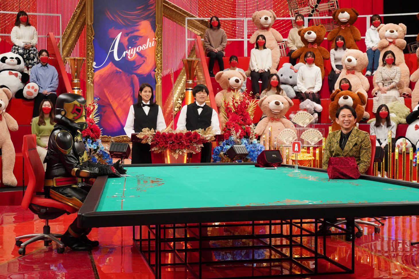 「土曜プレミアム『有吉ダマせたら10万円 GACKTが有吉と初共演SP』」より。(c)フジテレビ