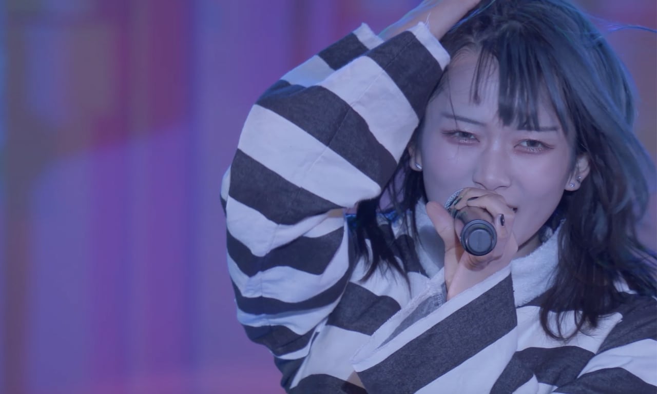 BiS新加入ヒューガー、脱退したネオとティ部がいる「DA DA DA DANCE SONG」ライブ映像