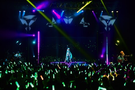 「初音ミク JAPAN TOUR 2023 ～THUNDERBOLT～」愛知・Zepp Nagoya公演の様子。(c)CFM/(c)SEGA
