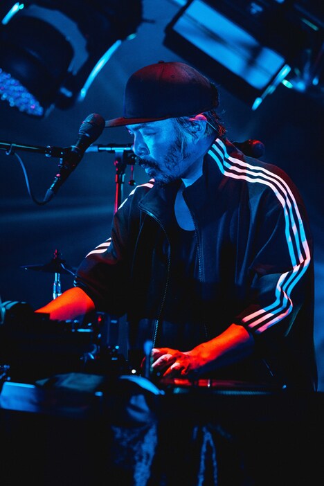 BOTS(DJ)(Photo by TAKAHIRO TAKINAMI)