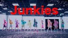 =LOVE、高松瞳センターのハードロック新曲「Junkies」MV公開