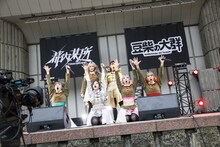 豆柴の大群（Photo by sotobayashi kenta）