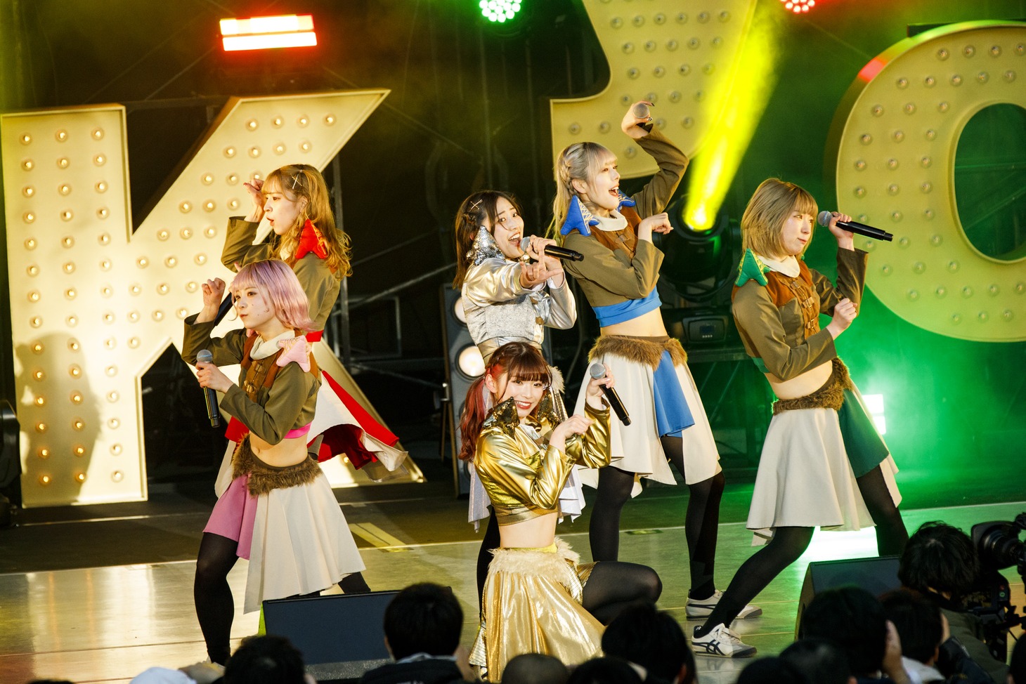 豆柴の大群（Photo by sotobayashi kenta）