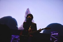 川谷絵音（Vo, G）（撮影：鳥居洋介）