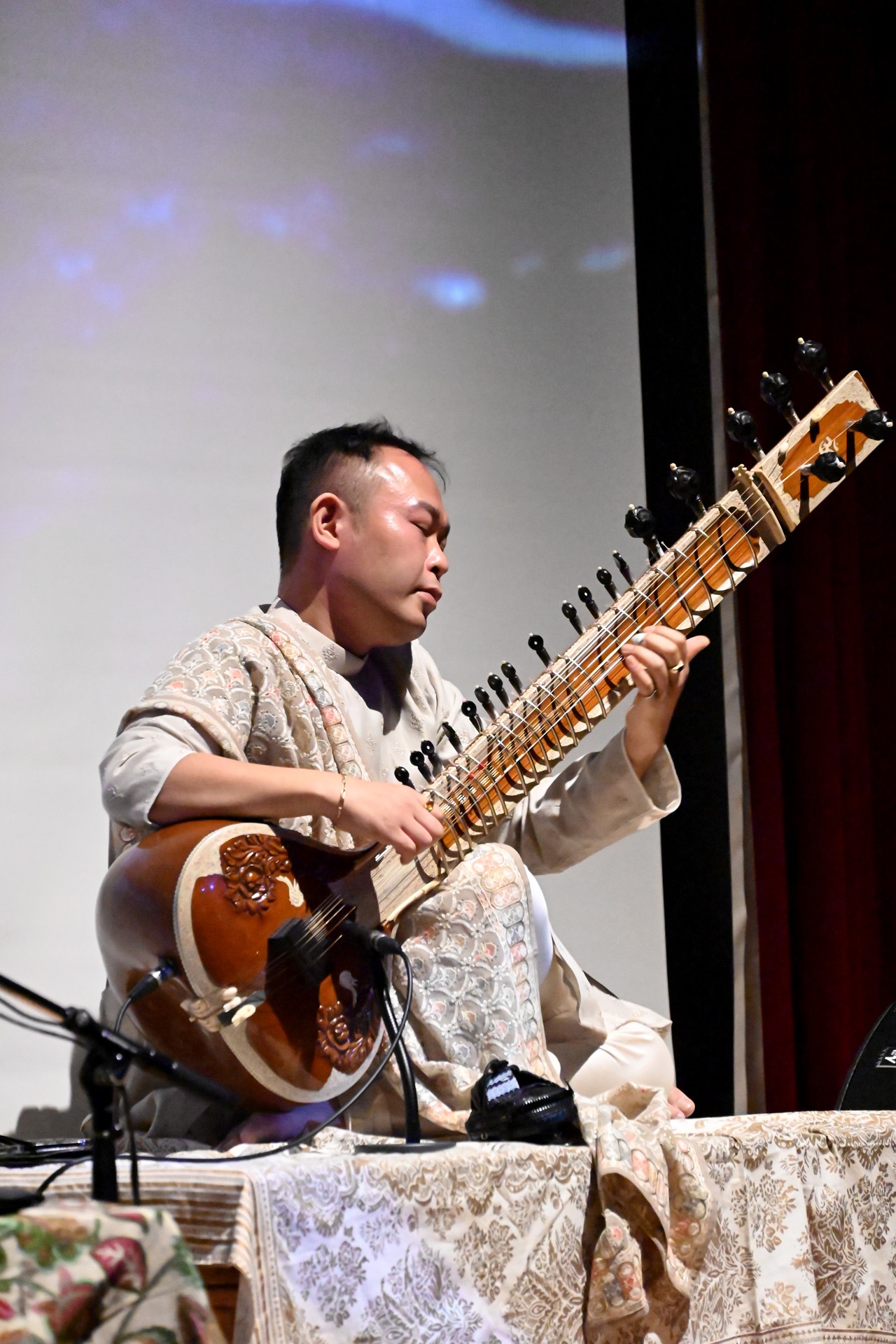 石濱匡雄