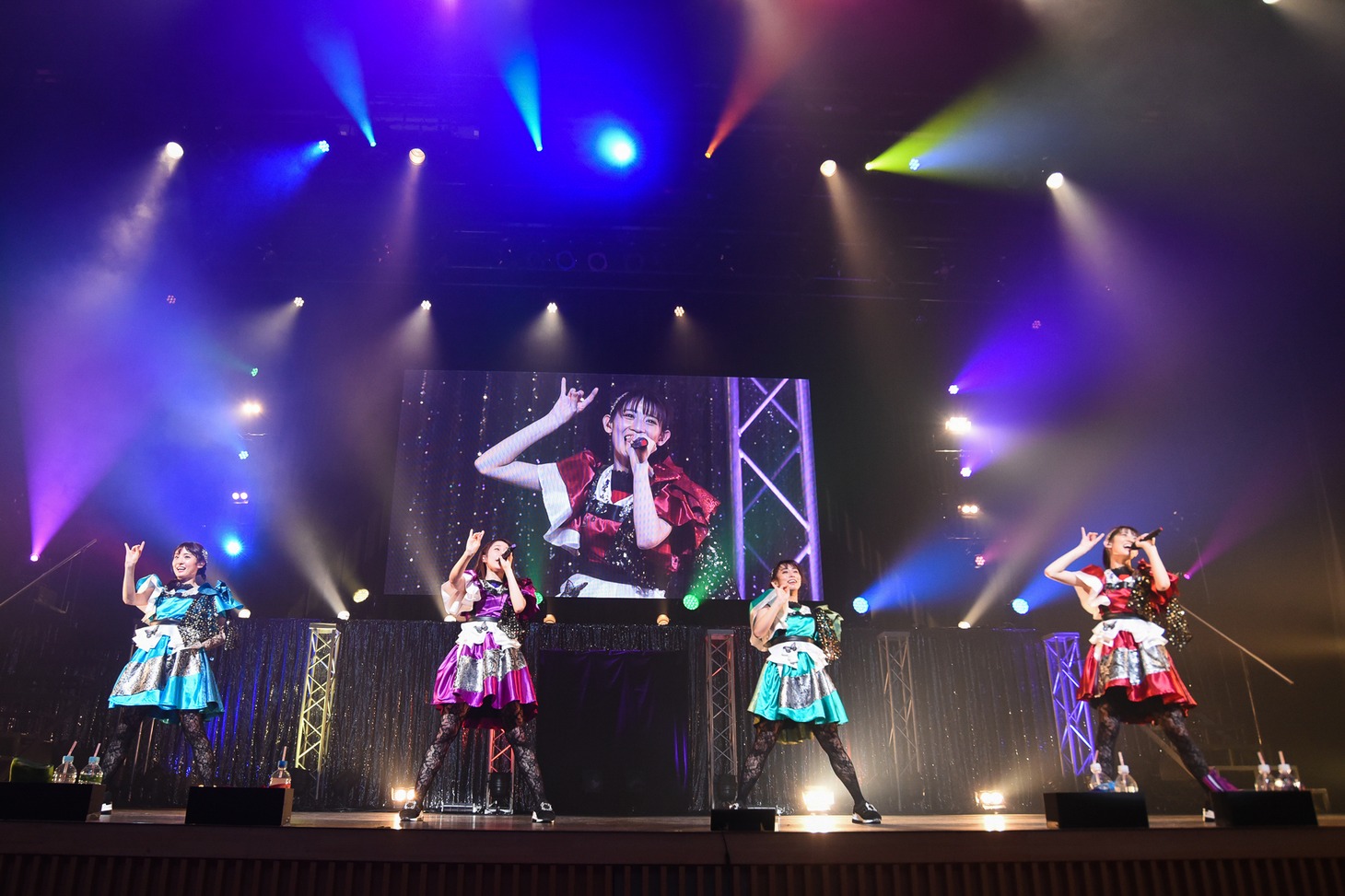 TEAM SHACHI