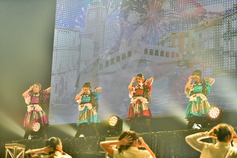 「TEAM SHACHI SHACHI CARNIVAL～仮面を外してワックワク!?はちゃめちゃ祭典～」の様子。