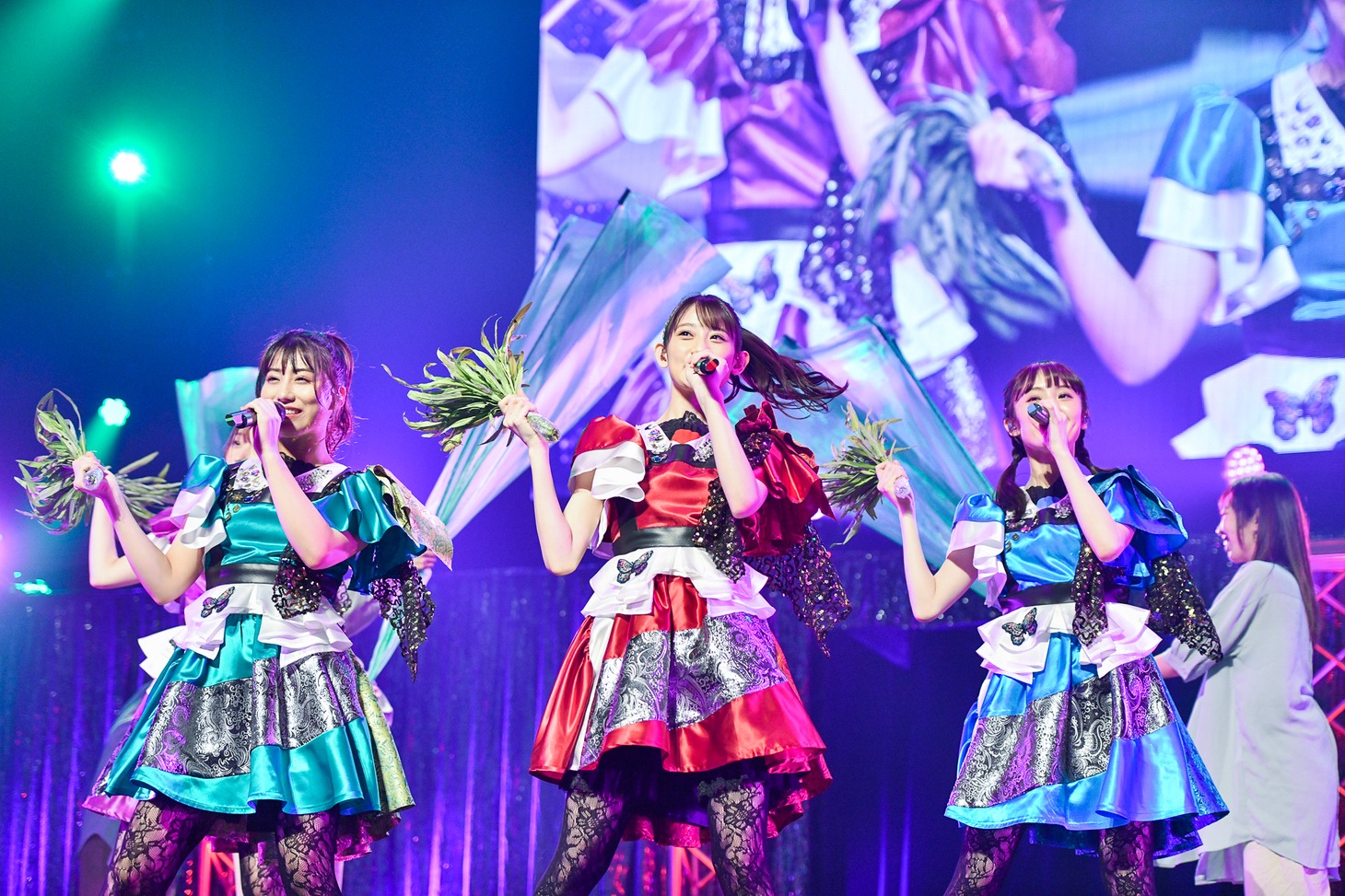 TEAM SHACHI