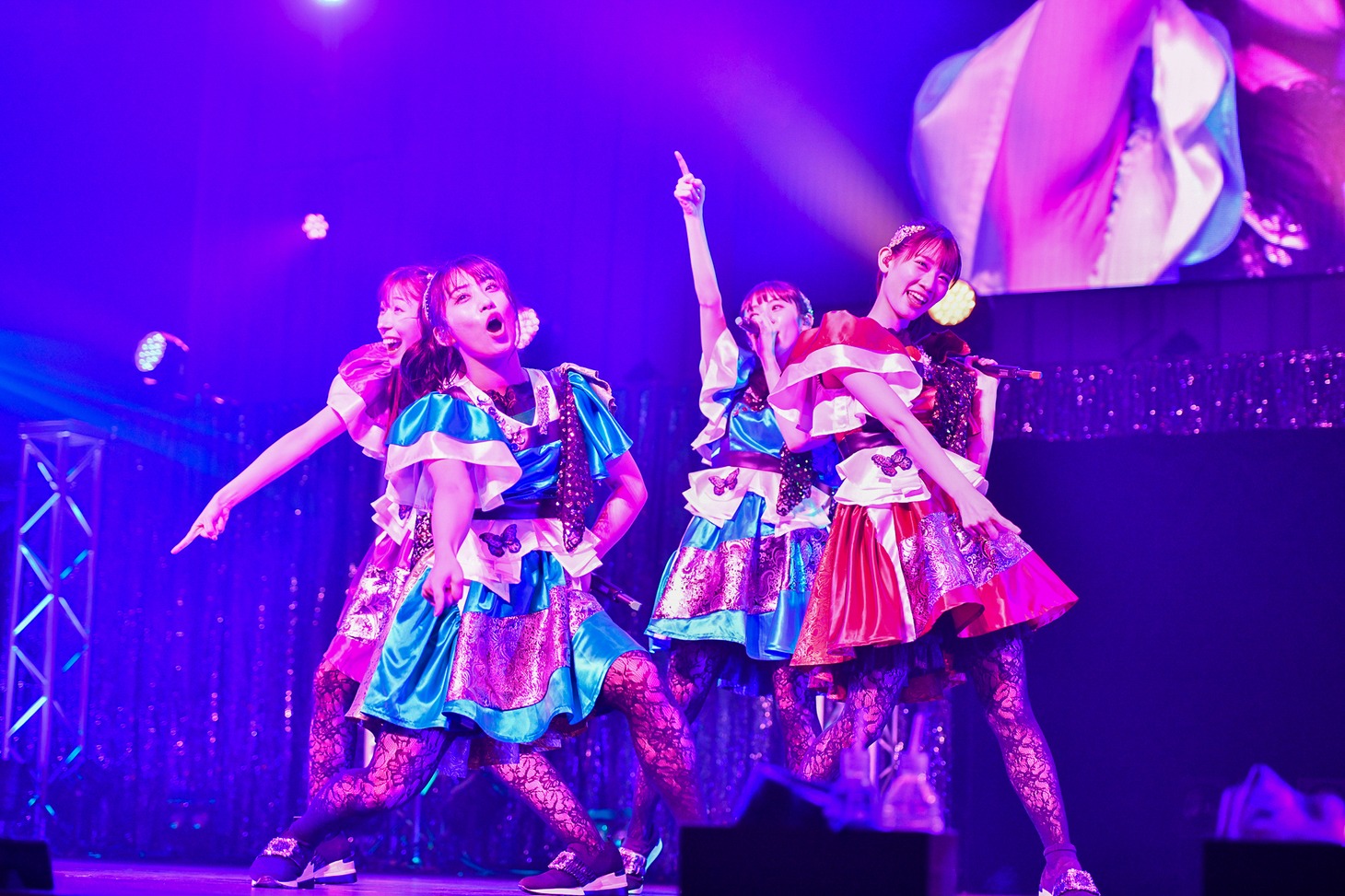 TEAM SHACHI