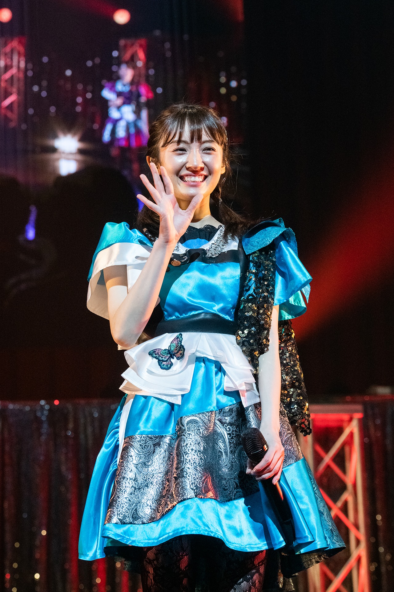 咲良菜緒