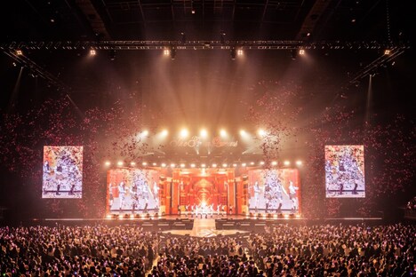 「IVE THE FIRST FAN CONCERT “The Prom Queens” IN JAPAN」の様子。（撮影：田中聖太郎）(c)STARSHIP ENTERTAINMENT / AMUSE