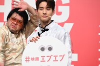 左からくっきー！（野性爆弾）、佐藤景瑚。