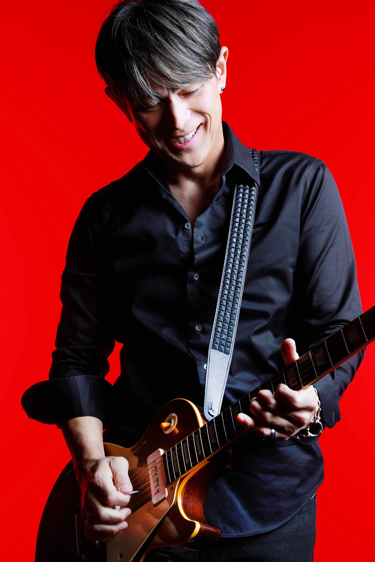 江口洋介の楽曲一挙配信、「恋をした夜は」「愛は愛で」などレーベル超えた全57曲