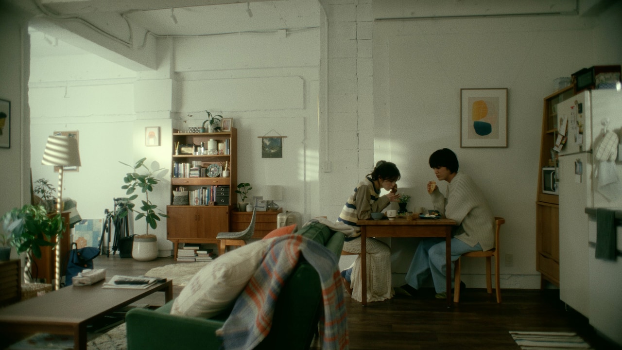 This is LAST「#情とは」ミュージックビデオより。