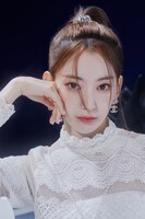 宮脇咲良（LE SSERAFIM）