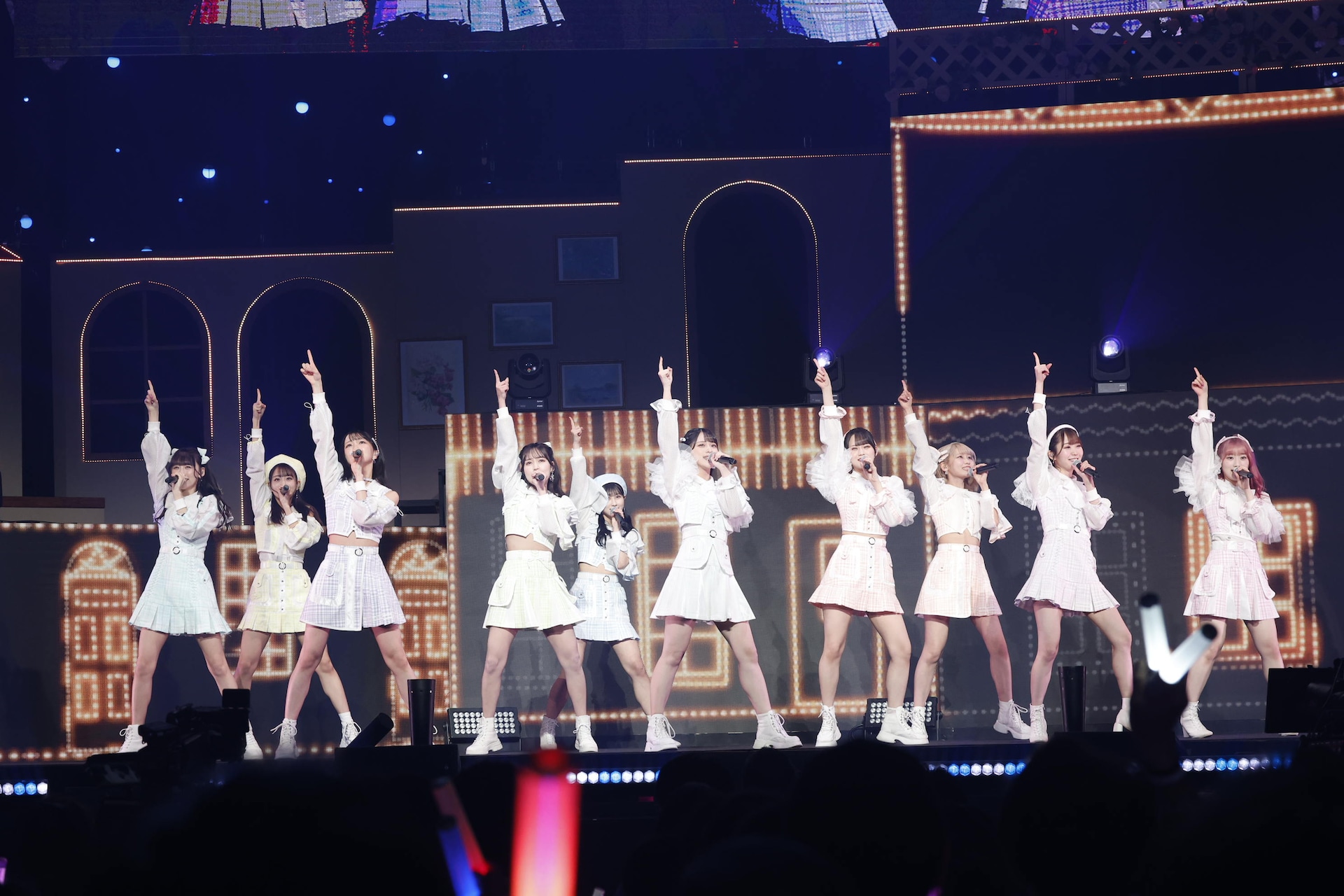 ＝LOVE（イコラブ）初の日本武道館公演～B2サイズ販促ポスター LOVE（イコラブ）初の日本武道館公演～B2サイズ販促ポスター LOVE