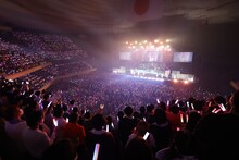 「＝LOVE全国ツアー2023『Today is your Trigger』」の様子。（提供：ソニー・ミュージックレーベルズ）