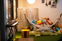 店内後方の“赤ちゃんスペース”。