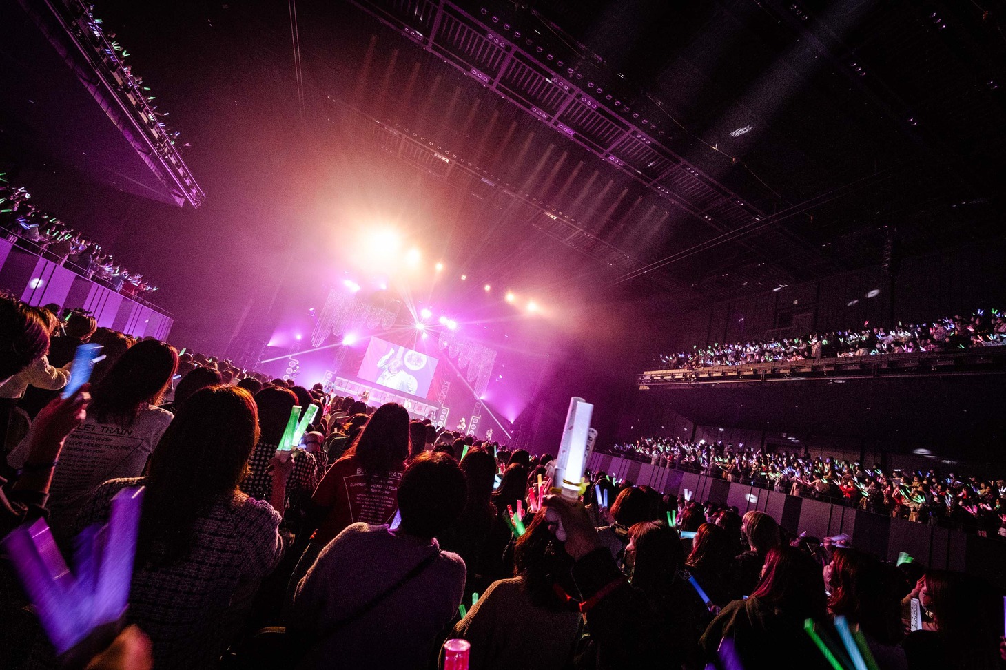 「超特急のザ・ベストナイン produced by SPACE SHOWER TV」の様子。（撮影：曽我美芽）