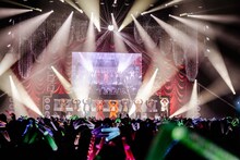 超特急と8号車。（撮影：曽我美芽）