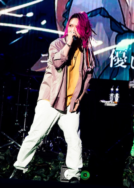 あらき（撮影：岡田裕介 / WISH 五十嵐和則 / 江隈麗志［C-LOVe CREATORS］ / Kohei Suzuki）