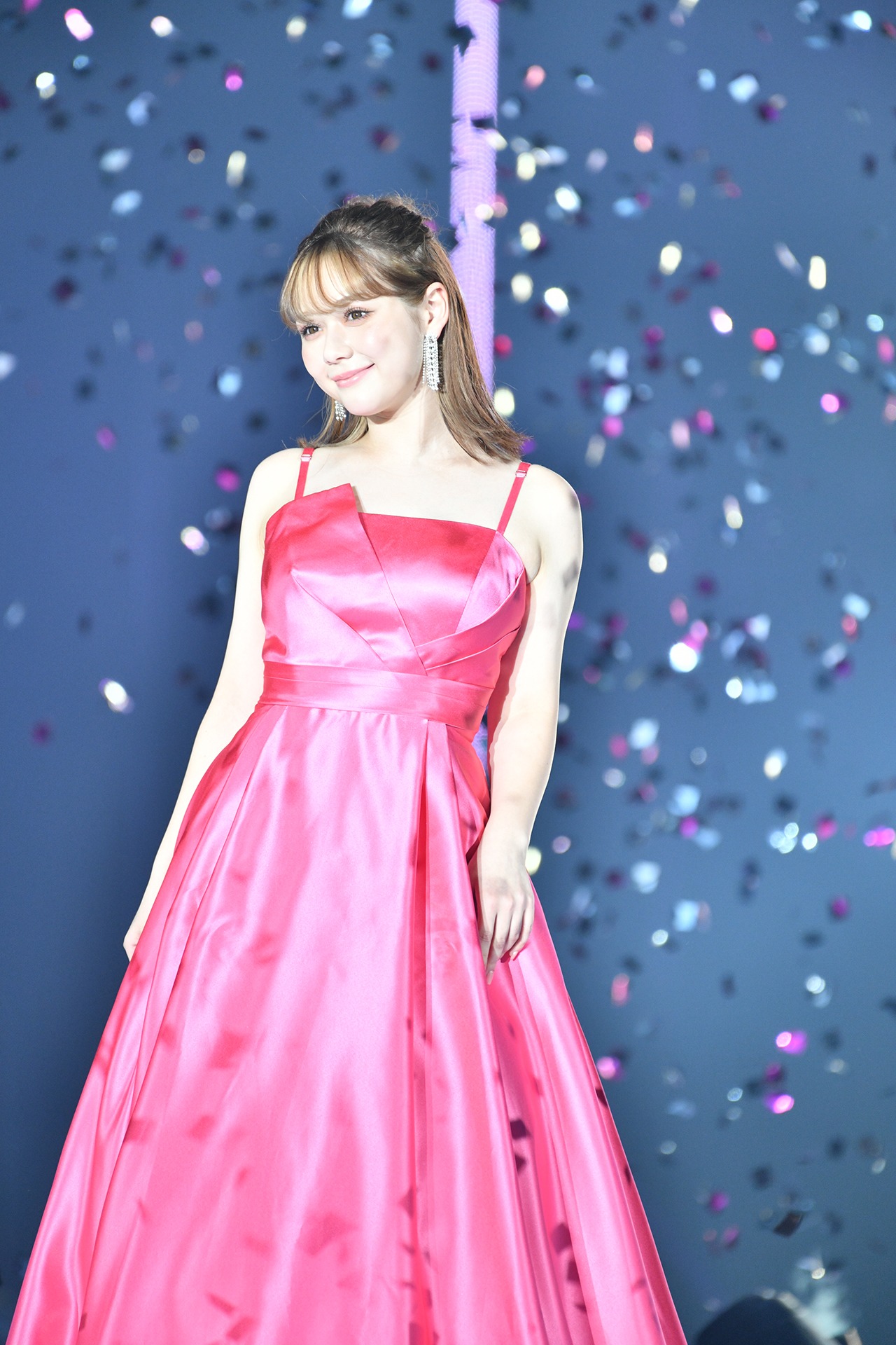 村重杏奈