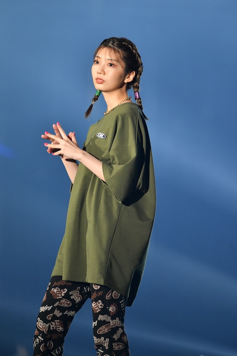 高本彩花(日向坂46)