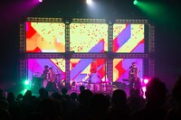 「Reol Oneman Live 2023 新式浪漫 Neo Nostalgia」松本公演の様子。（Photo by Loco Kinoshita）